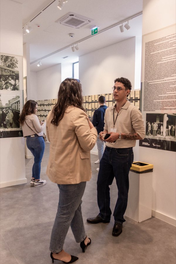 Participantes em conversa